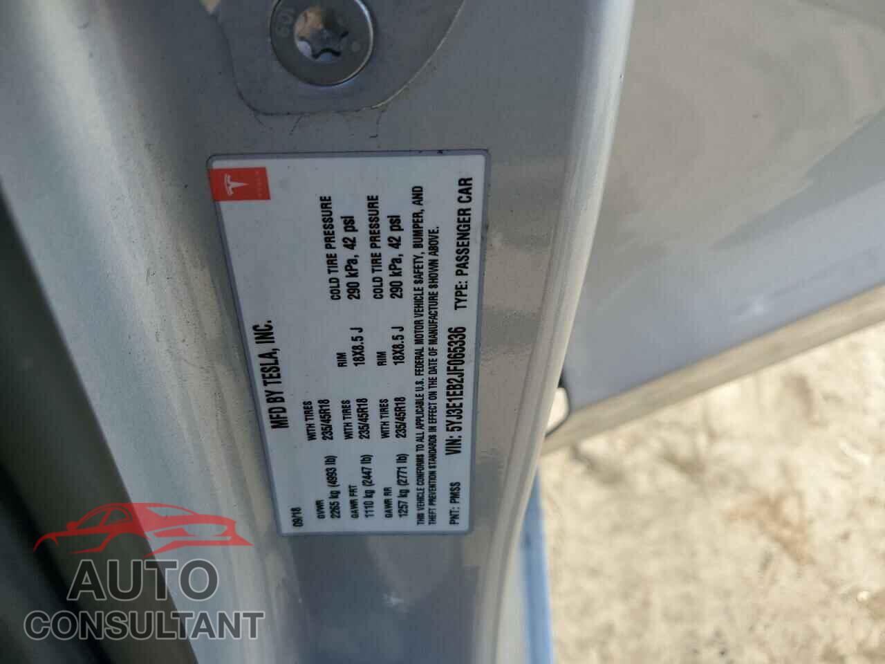 TESLA MODEL 3 2018 - 5YJ3E1EB2JF065336