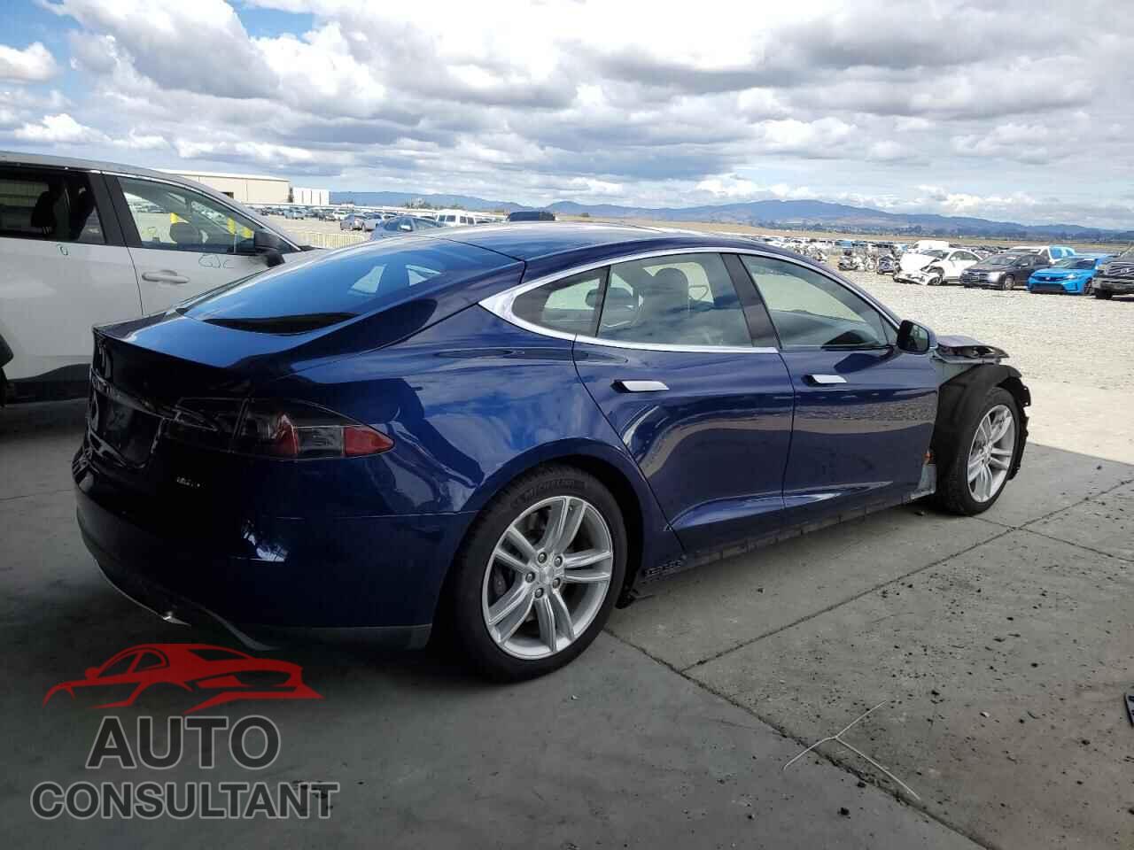 TESLA MODEL S 2015 - 5YJSA1H2XFF097591