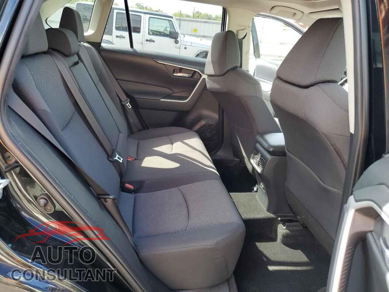 TOYOTA RAV4 2019 - JTMP1RFV3KD033783