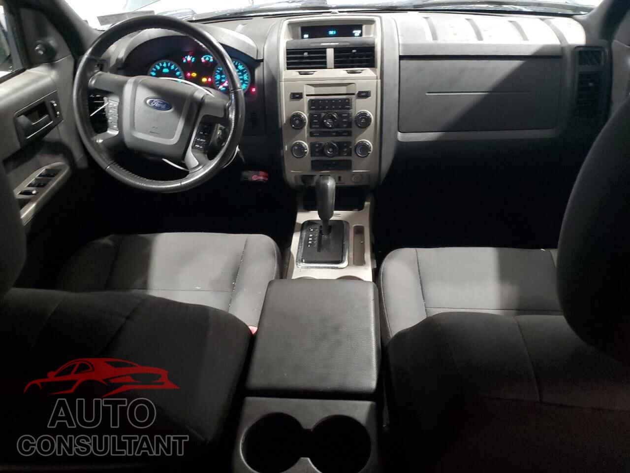 FORD ESCAPE 2012 - 1FMCU9DG2CKB40102