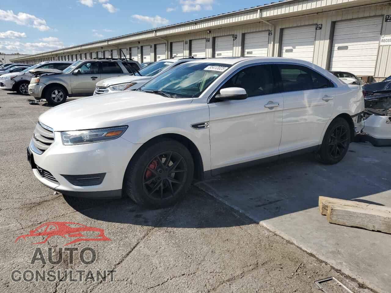 FORD TAURUS 2013 - 1FAHP2E87DG155592