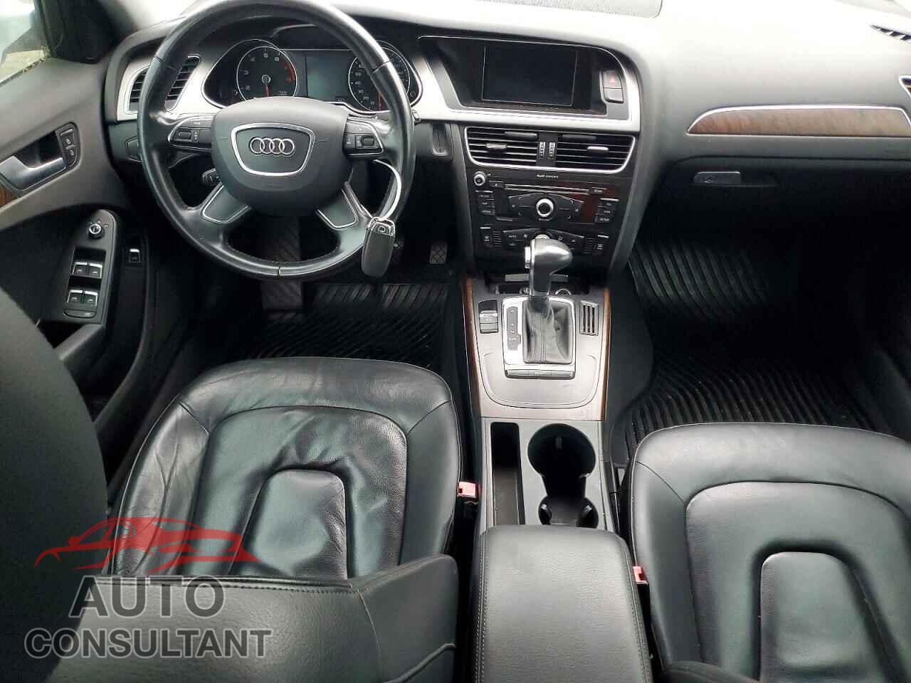 AUDI A4 2013 - WAUAFAFL9DN043283