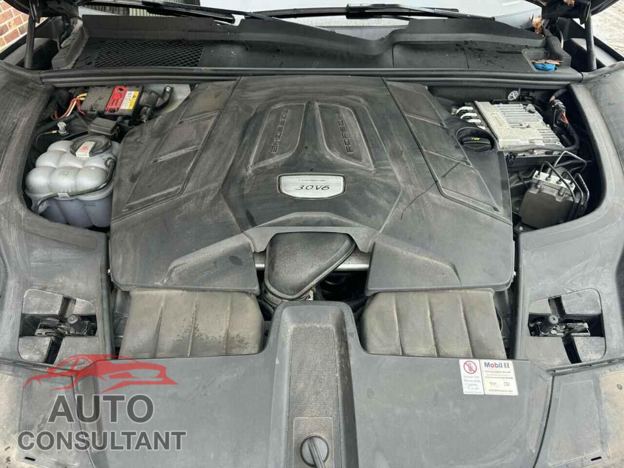 PORSCHE CAYENNE 2020 - WP1AA2AY0LDA08483