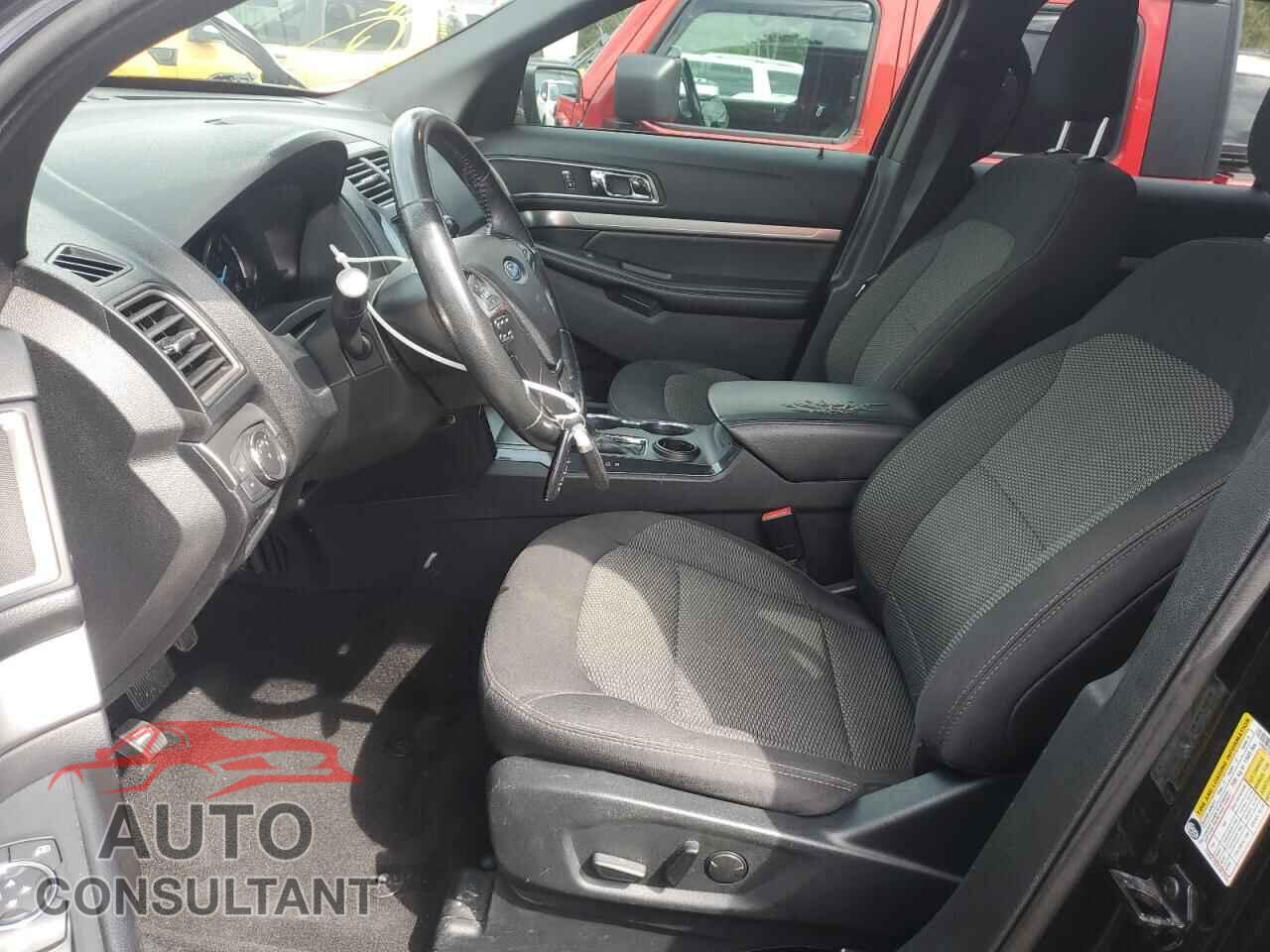 FORD EXPLORER 2019 - 1FM5K7D86KGA04519