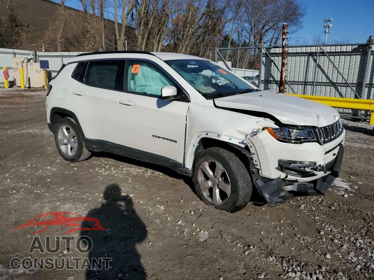 JEEP COMPASS 2018 - 3C4NJDBB5JT176636