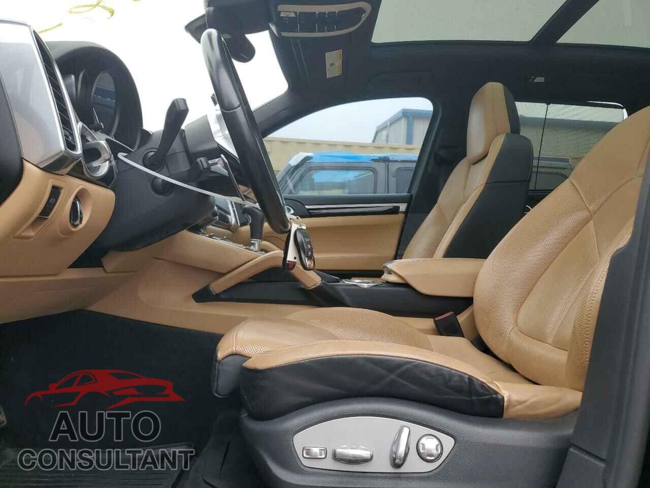 PORSCHE CAYENNE 2016 - WP1AE2A24GLA61845