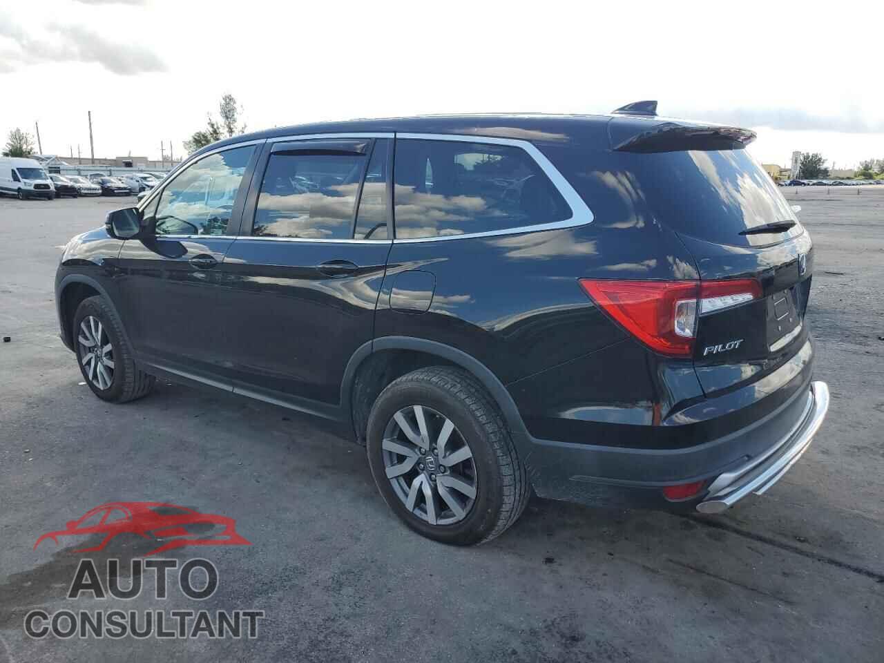 HONDA PILOT 2019 - 5FNYF6H58KB080351