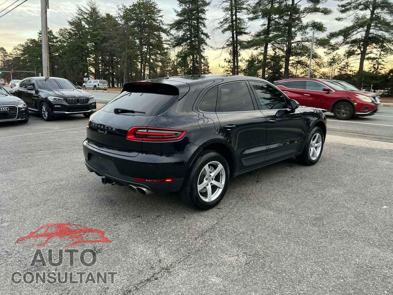 PORSCHE MACAN 2016 - WP1AB2A58GLB47372