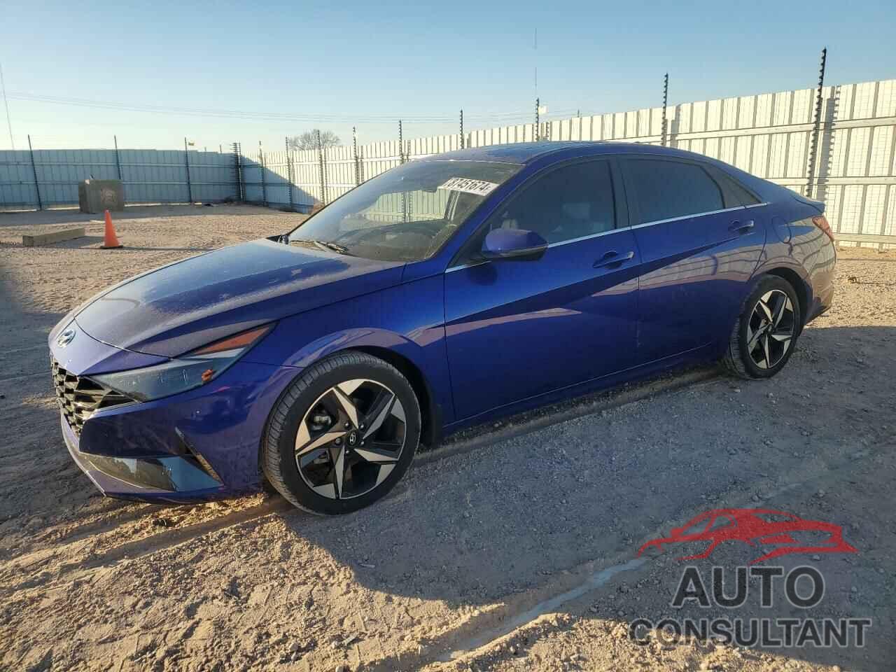 HYUNDAI ELANTRA 2023 - KMHLP4AG4PU495376