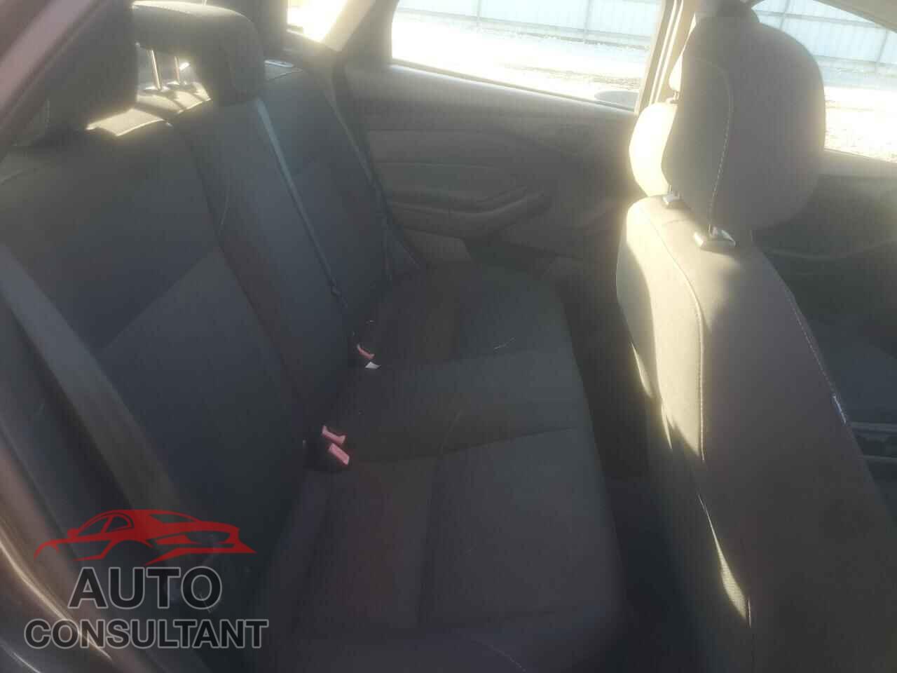 FORD FOCUS 2016 - 1FADP3E26GL224123