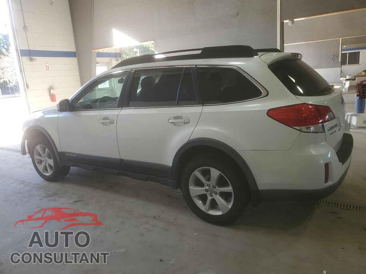 SUBARU OUTBACK 2013 - 4S4BRCCC7D3282112