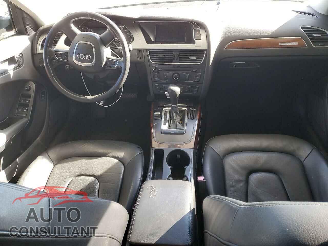 AUDI A4 2012 - WAUBFAFL0CA119855