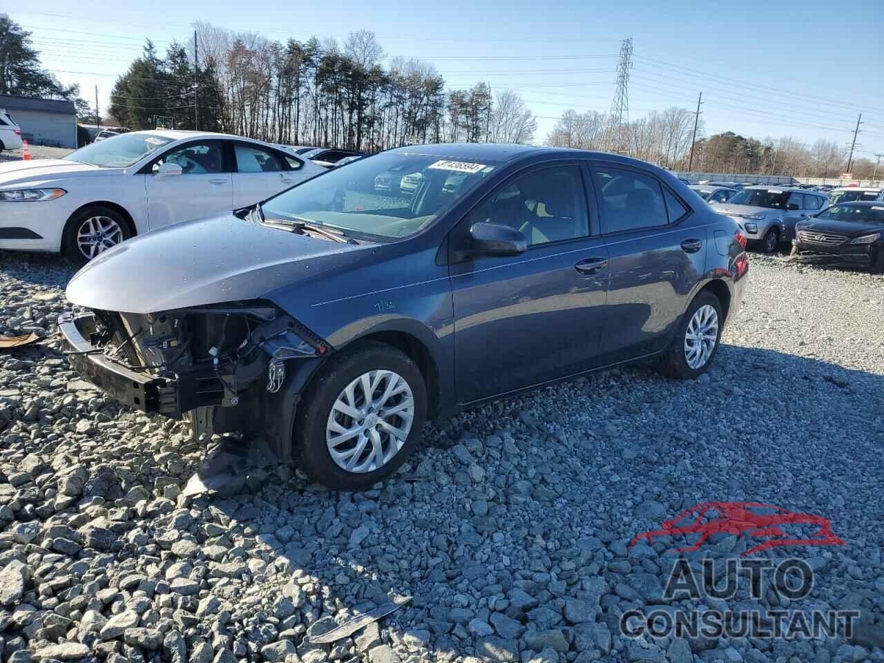 TOYOTA COROLLA 2018 - 5YFBURHE0JP809670