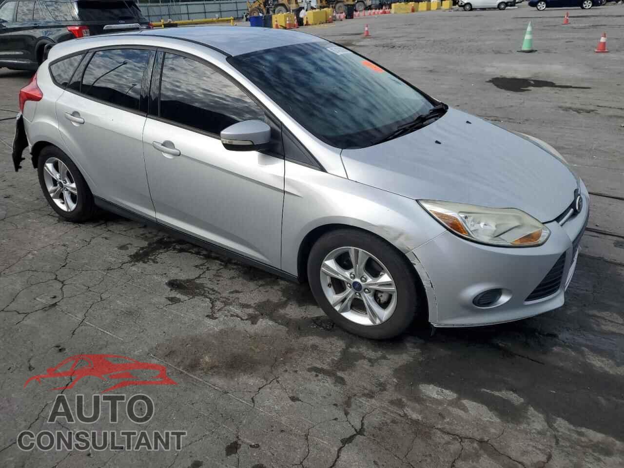 FORD FOCUS 2014 - 1FADP3K26EL199113