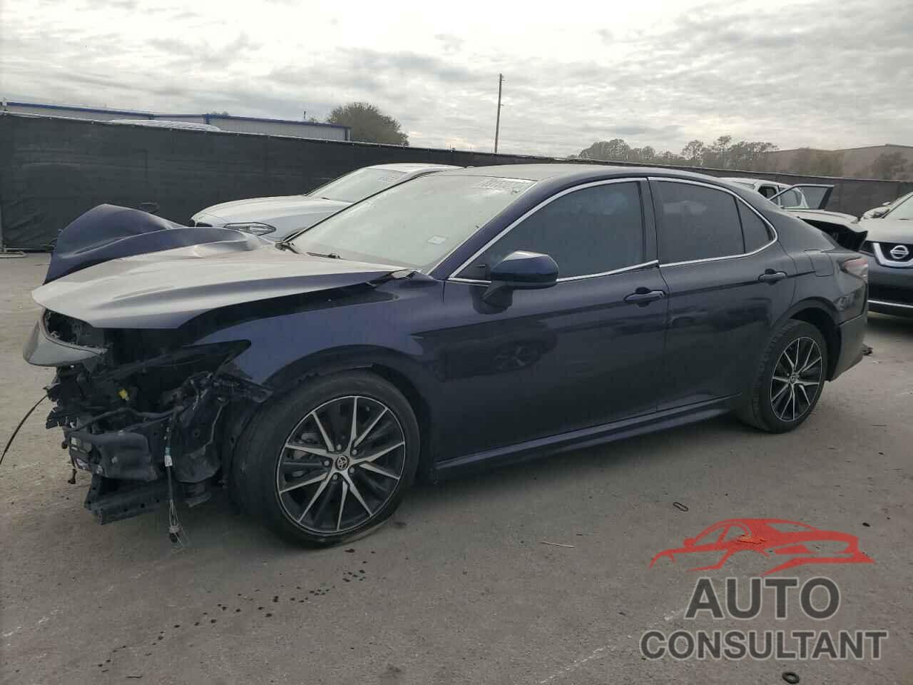 TOYOTA CAMRY 2021 - 4T1G11AK3MU588102