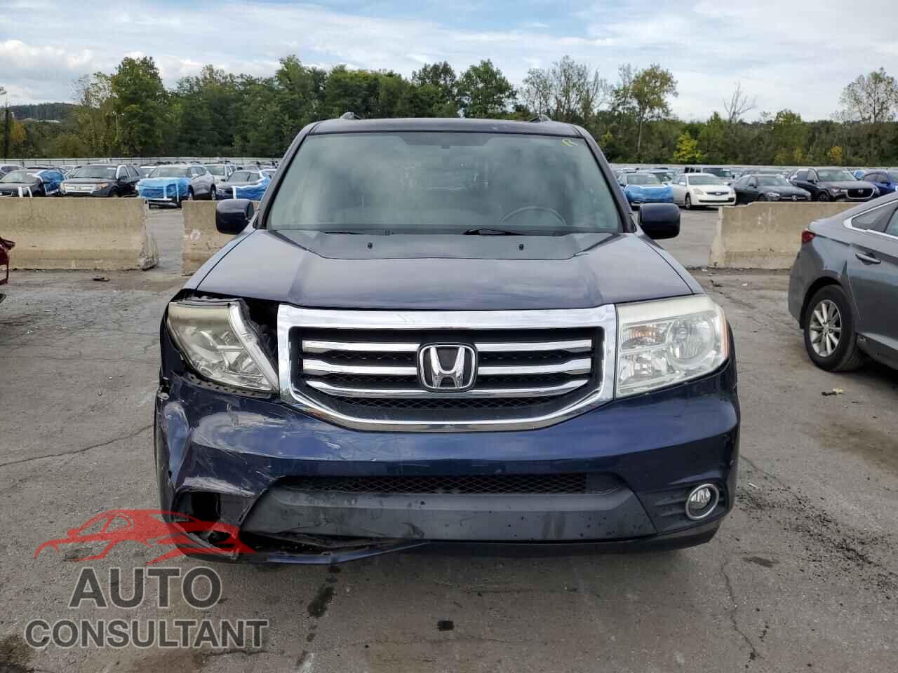 HONDA PILOT 2015 - 5FNYF4H92FB047357