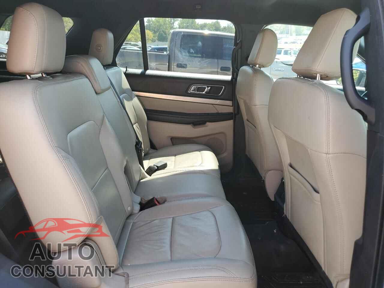 FORD EXPLORER 2018 - 1FM5K7D89JGB30789