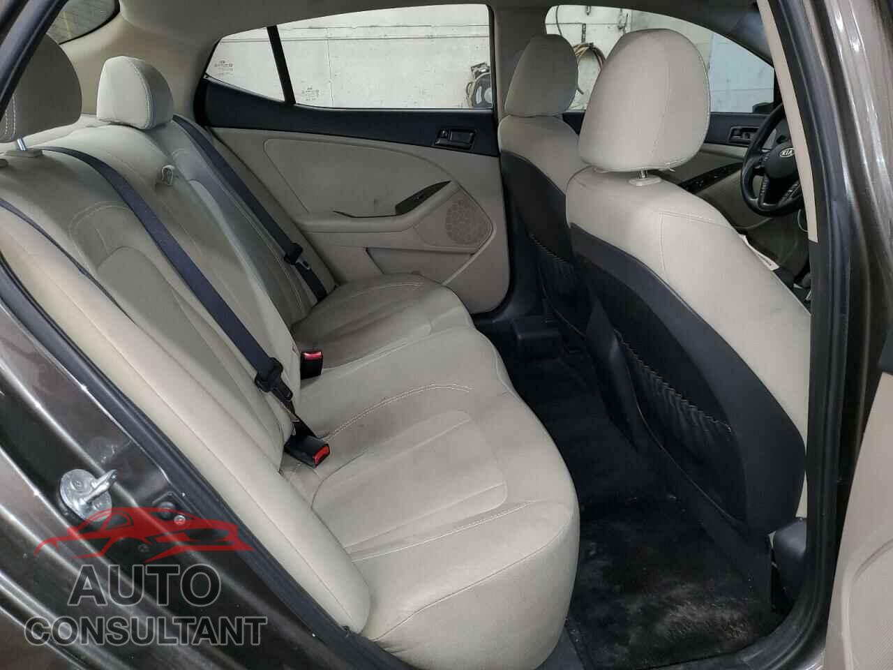 KIA OPTIMA 2011 - KNAGM4A73B5168286