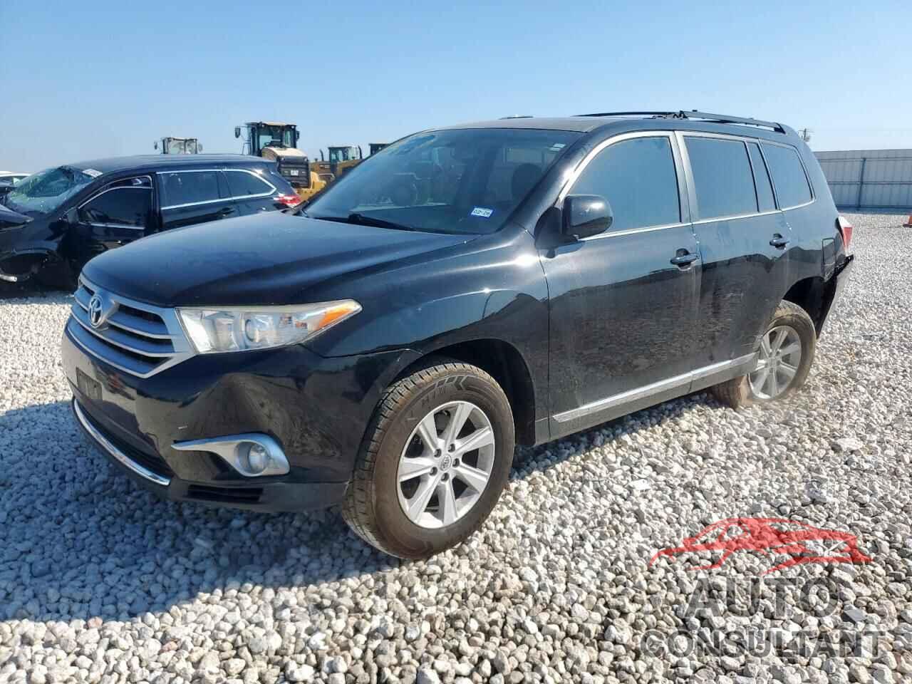 TOYOTA HIGHLANDER 2013 - 5TDBK3EH8DS216538