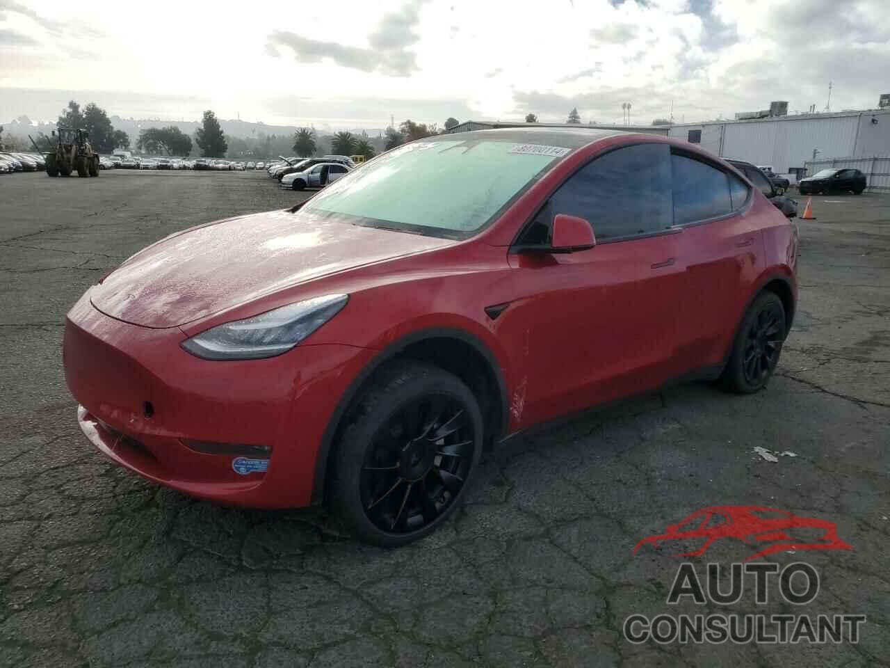 TESLA MODEL Y 2020 - 5YJYGDEFXLF003240