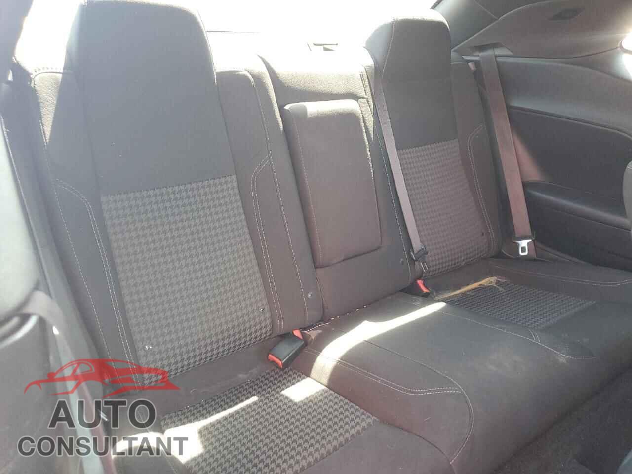 DODGE CHALLENGER 2015 - 2C3CDZAT9FH723546
