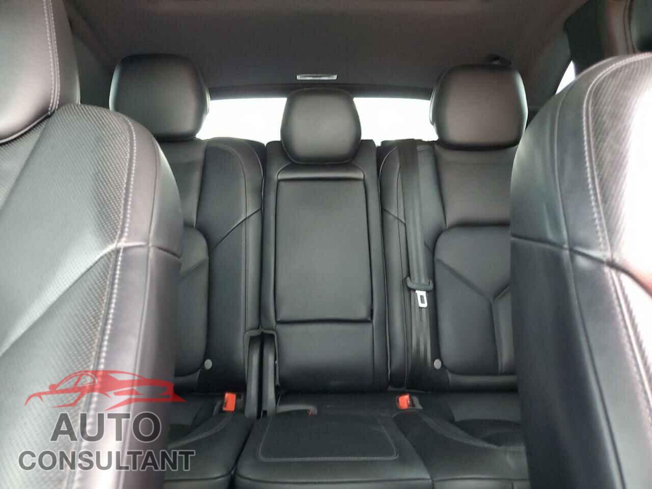 PORSCHE CAYENNE 2015 - WP1AB2A25FLA56547