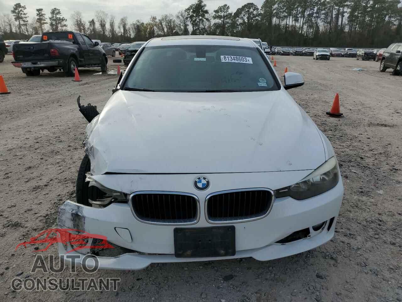 BMW 3 SERIES 2015 - WBA3B1G50FNT04324