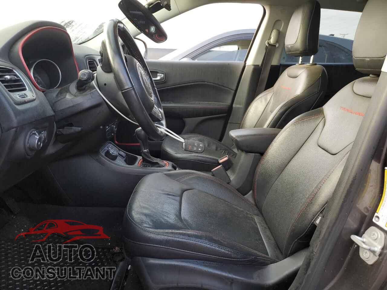JEEP COMPASS 2020 - 3C4NJDDB9LT244503
