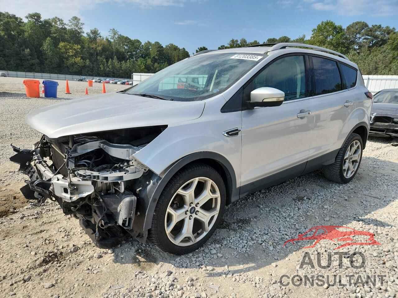 FORD ESCAPE 2017 - 1FMCU0JD2HUD33996