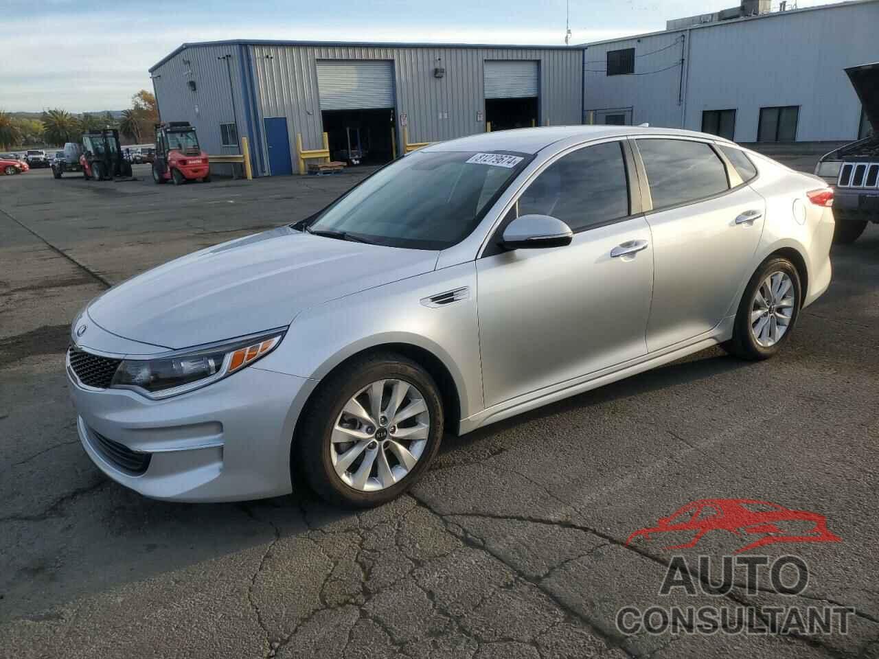 KIA OPTIMA 2018 - 5XXGT4L38JG251349