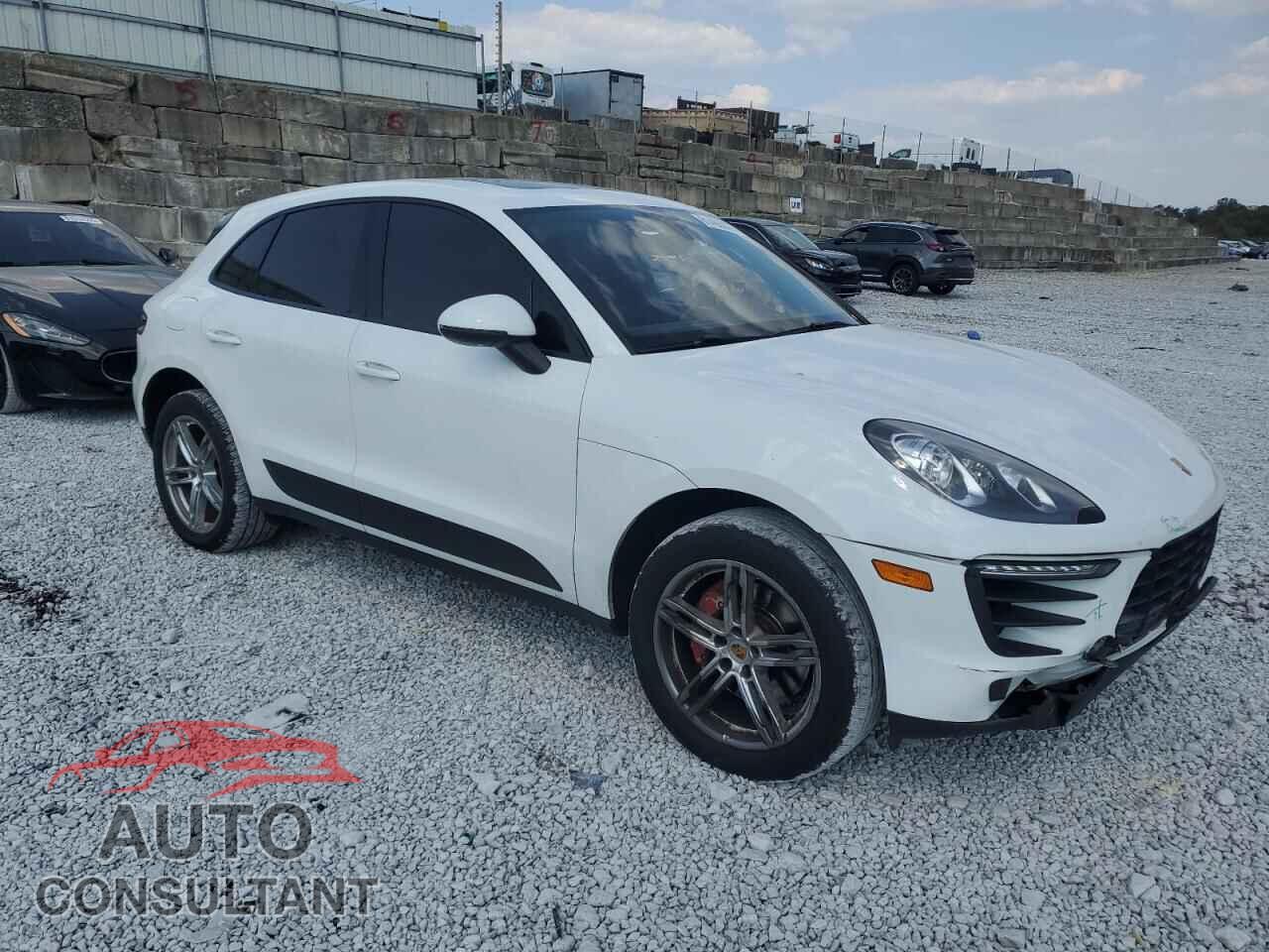 PORSCHE MACAN 2015 - WP1AB2A5XFLB73891