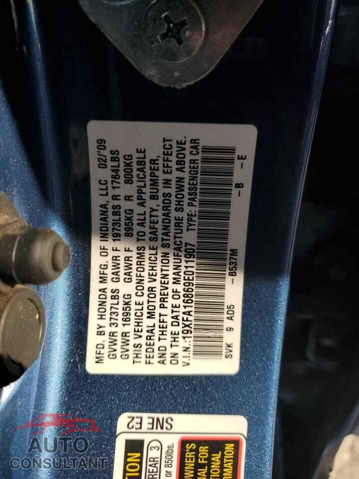 HONDA CIVIC 2009 - 19XFA16869E011907