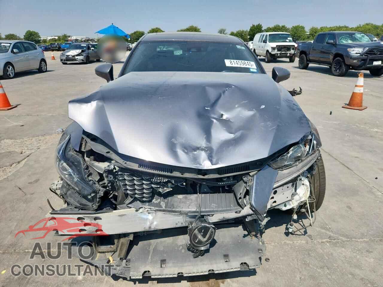 LEXUS IS 2018 - JTHBA1D22J5075924