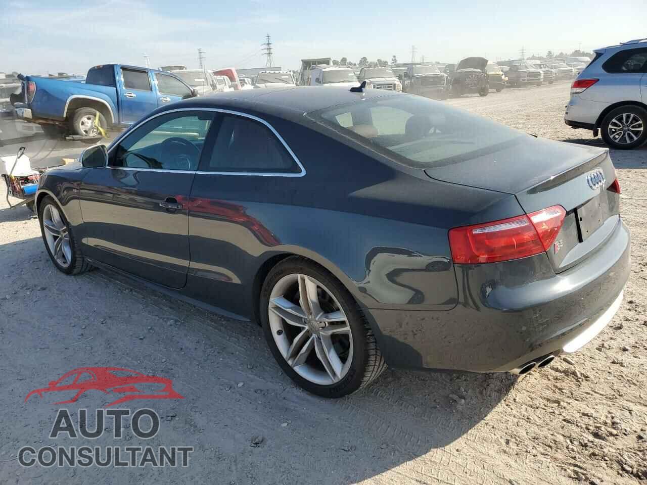 AUDI S5/RS5 2009 - WAURV78T19A019774