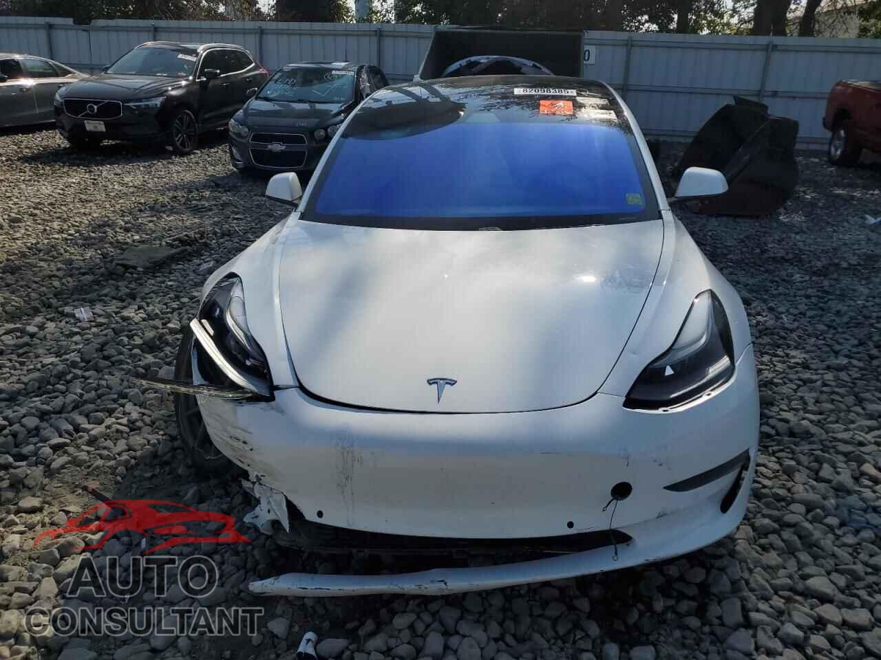 TESLA MODEL 3 2021 - 5YJ3E1EA2MF989870