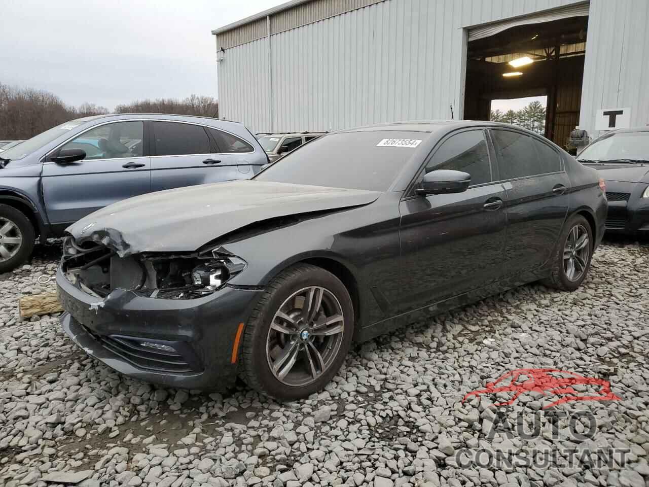 BMW 5 SERIES 2018 - WBAJA7C50JWC75111