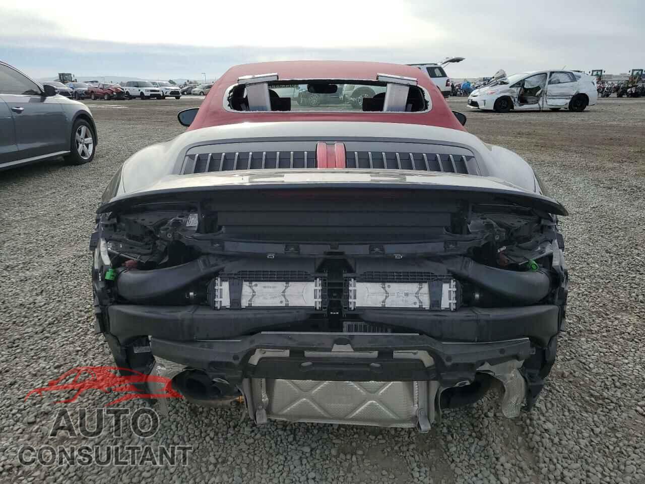 PORSCHE 911 2022 - WP0CA2A97NS236529