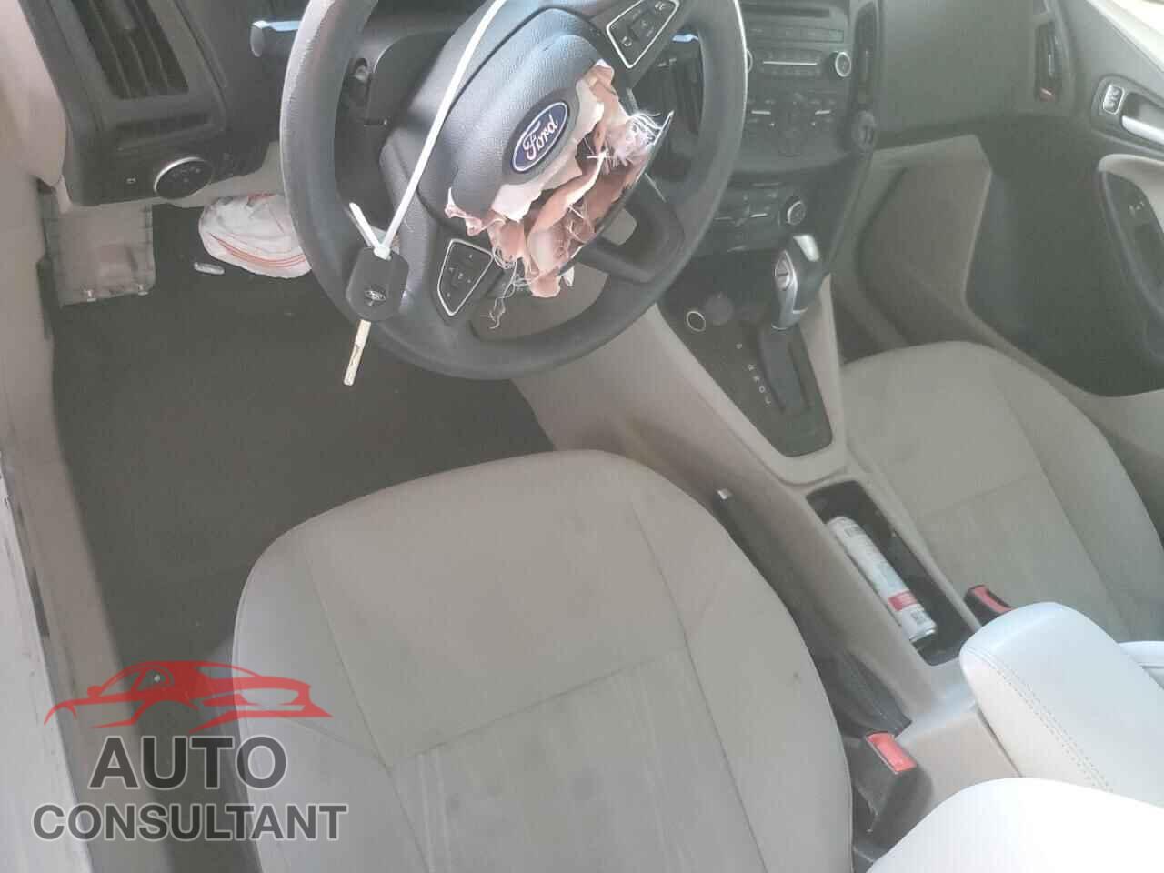 FORD FOCUS 2015 - 1FADP3F20FL330466