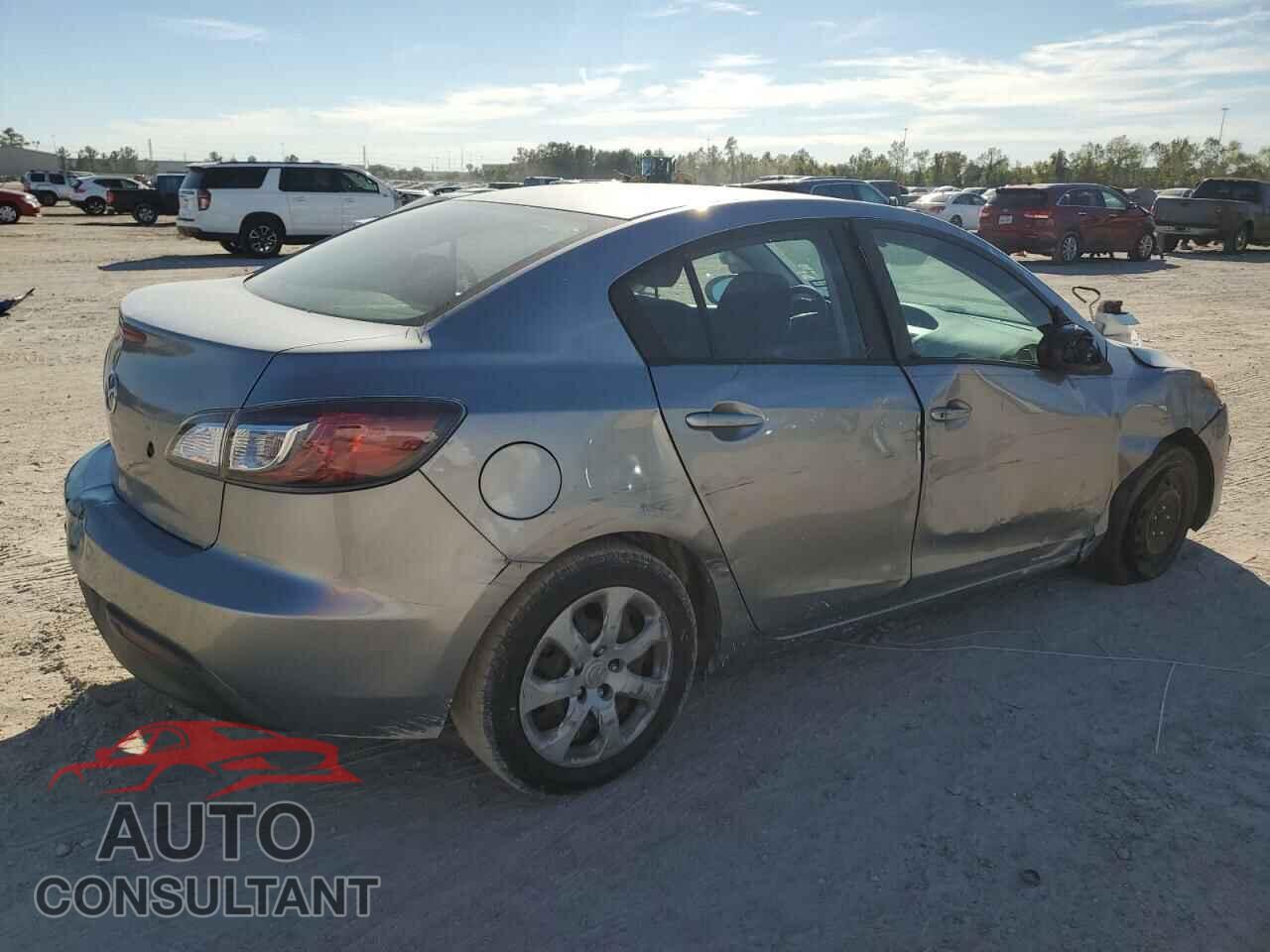 MAZDA 3 2011 - JM1BL1UF7B1496691