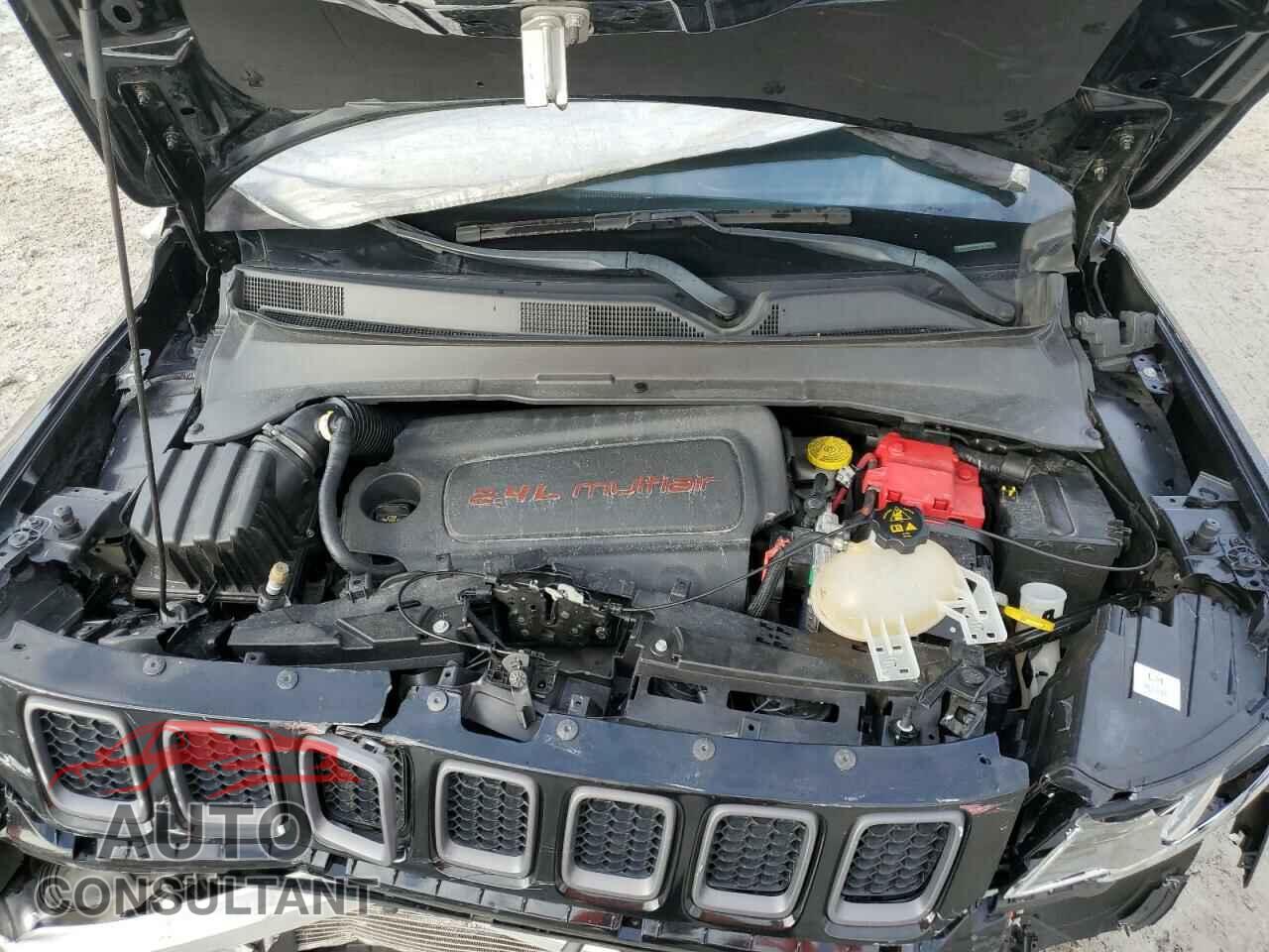 JEEP COMPASS 2021 - 3C4NJCEBXMT531701
