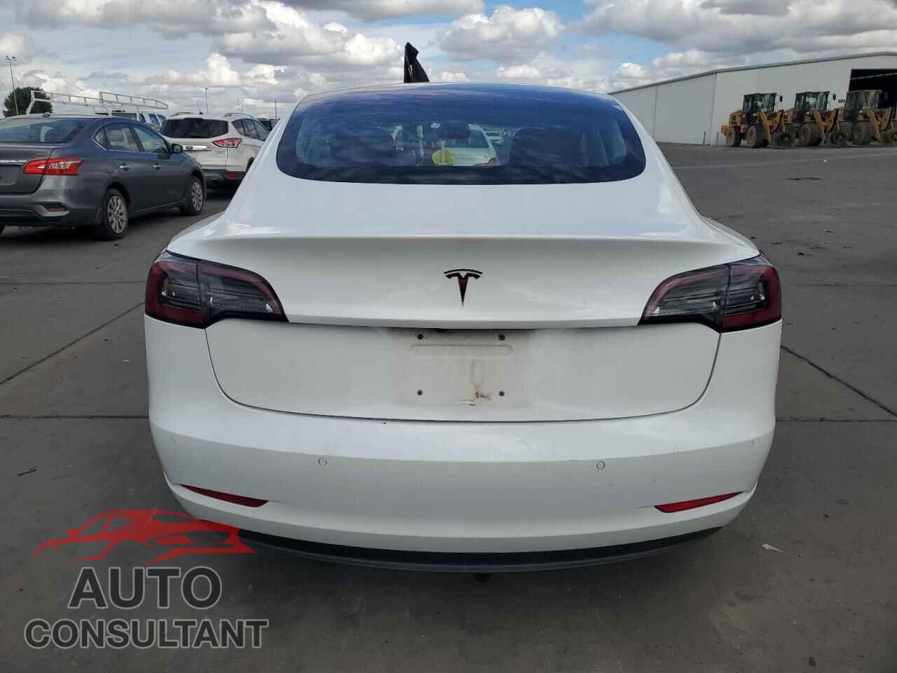 TESLA MODEL 3 2018 - 5YJ3E1EA2JF025278