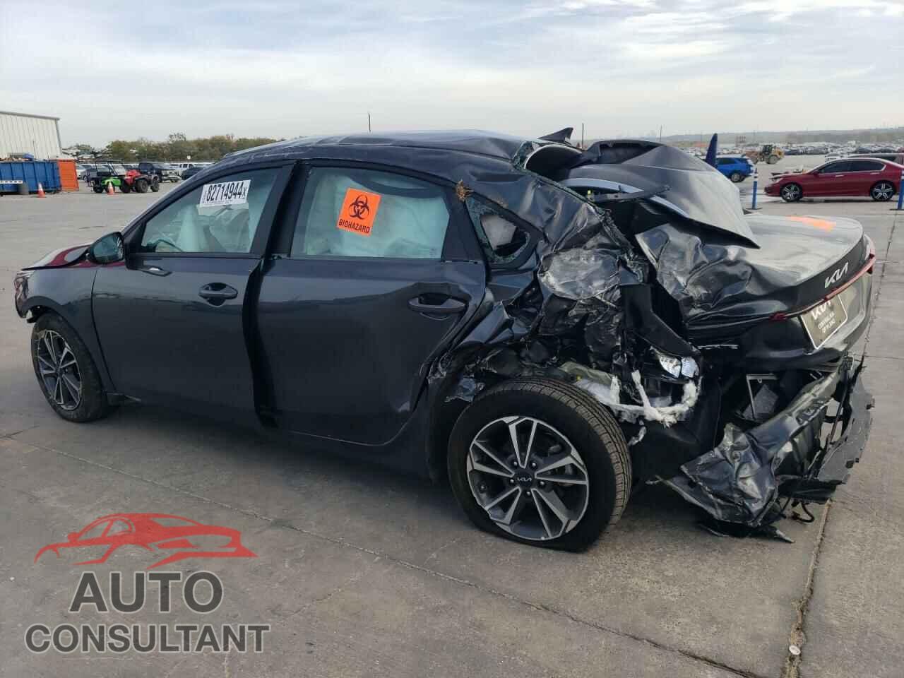 KIA FORTE 2023 - 3KPF24AD5PE627694