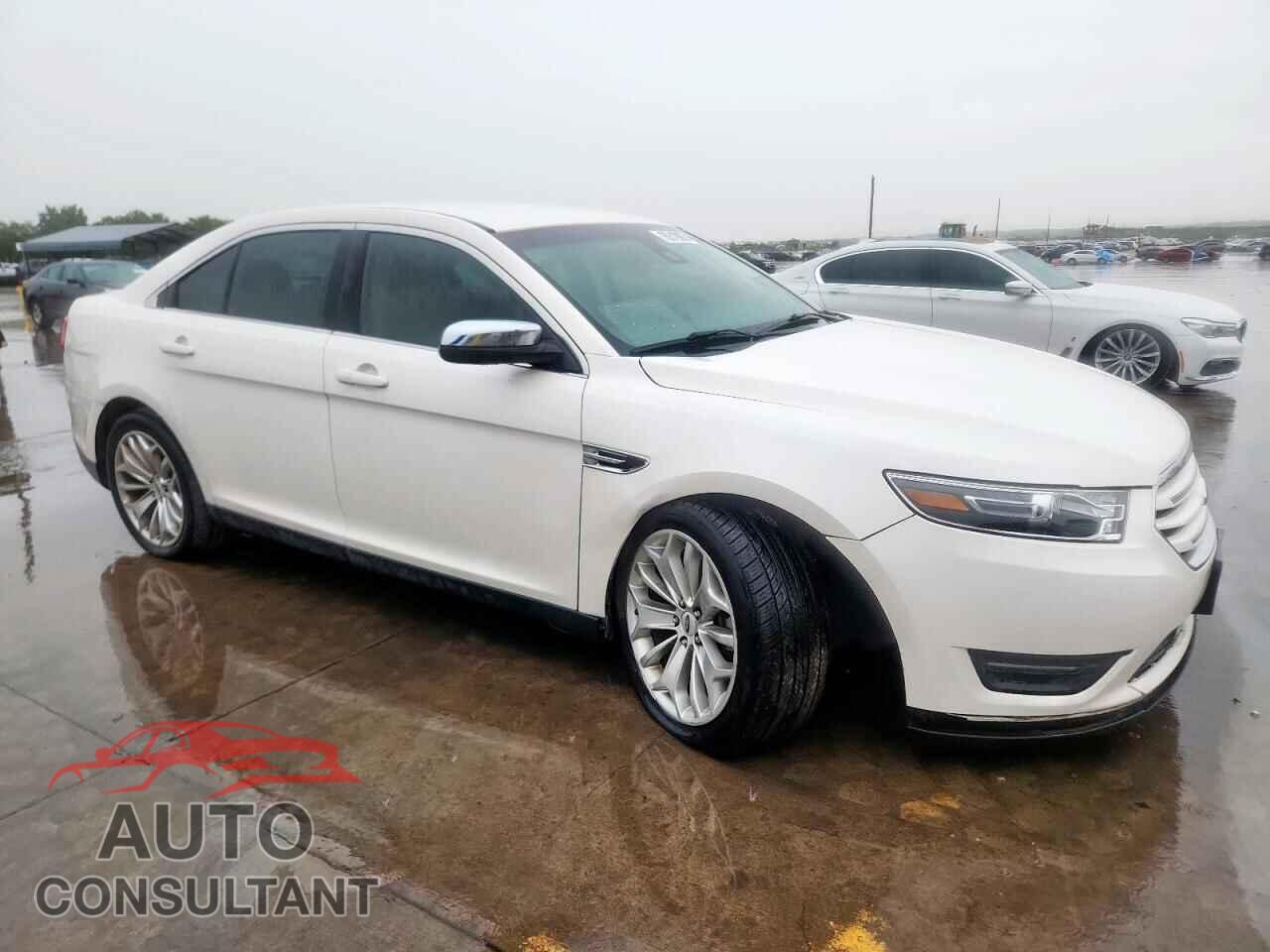 FORD TAURUS 2017 - 1FAHP2F86HG111765