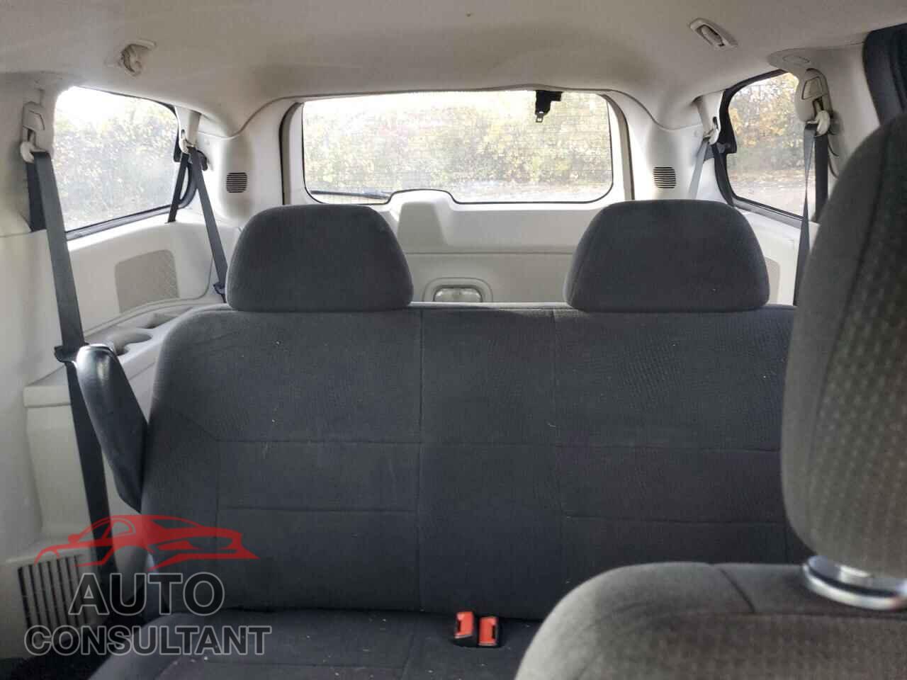 DODGE CARAVAN 2011 - 2D4RN4DG5BR652583