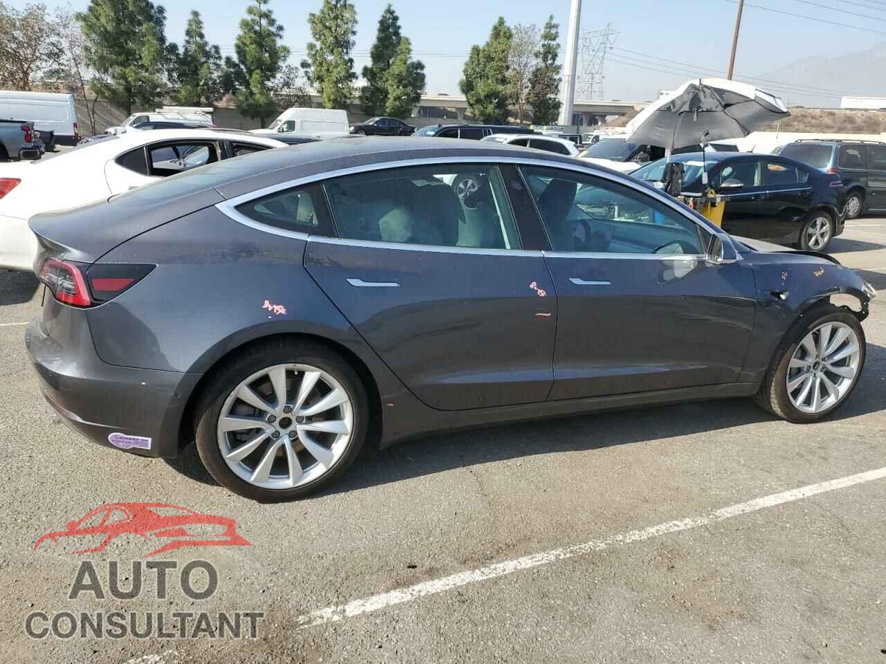 TESLA MODEL 3 2019 - 5YJ3E1EA5KF402459
