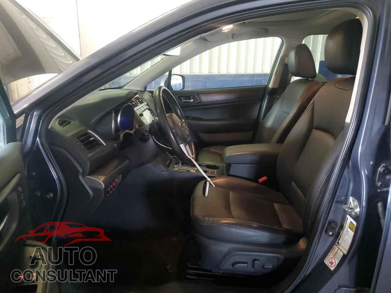 SUBARU OUTBACK 2017 - 4S4BSENC7H3318688