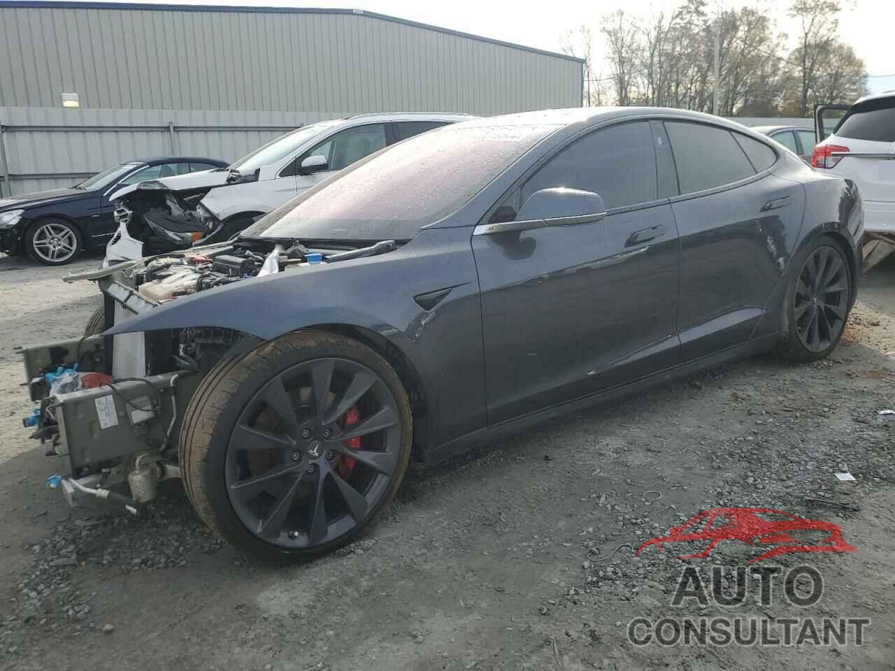 TESLA MODEL S 2018 - 5YJSA1E40JF243902