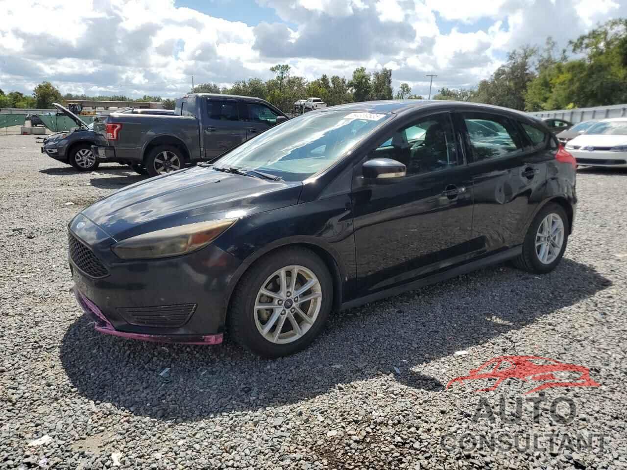 FORD FOCUS 2017 - 1FADP3K29HL231217