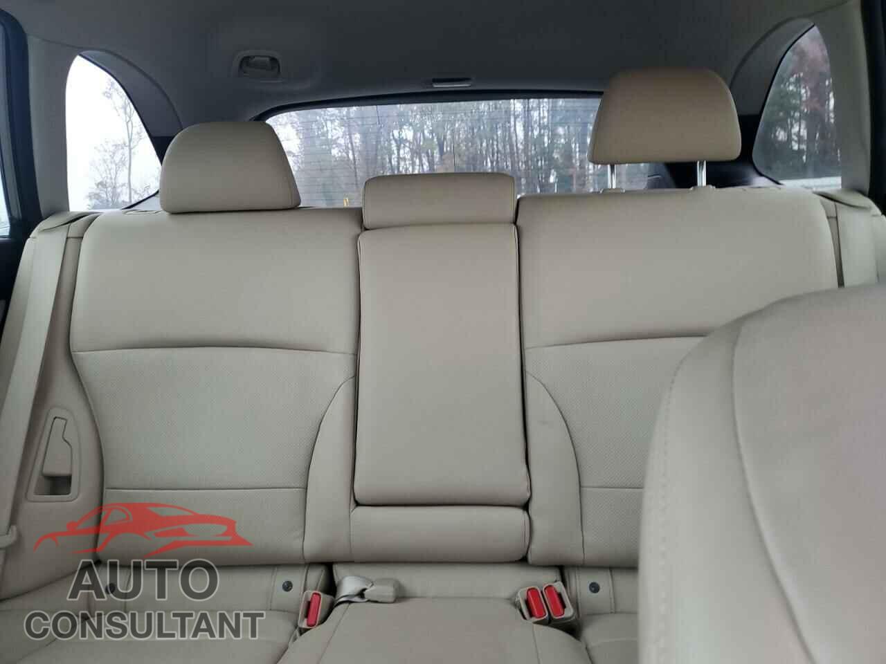 SUBARU OUTBACK 2016 - 4S4BSEJC3G3242925