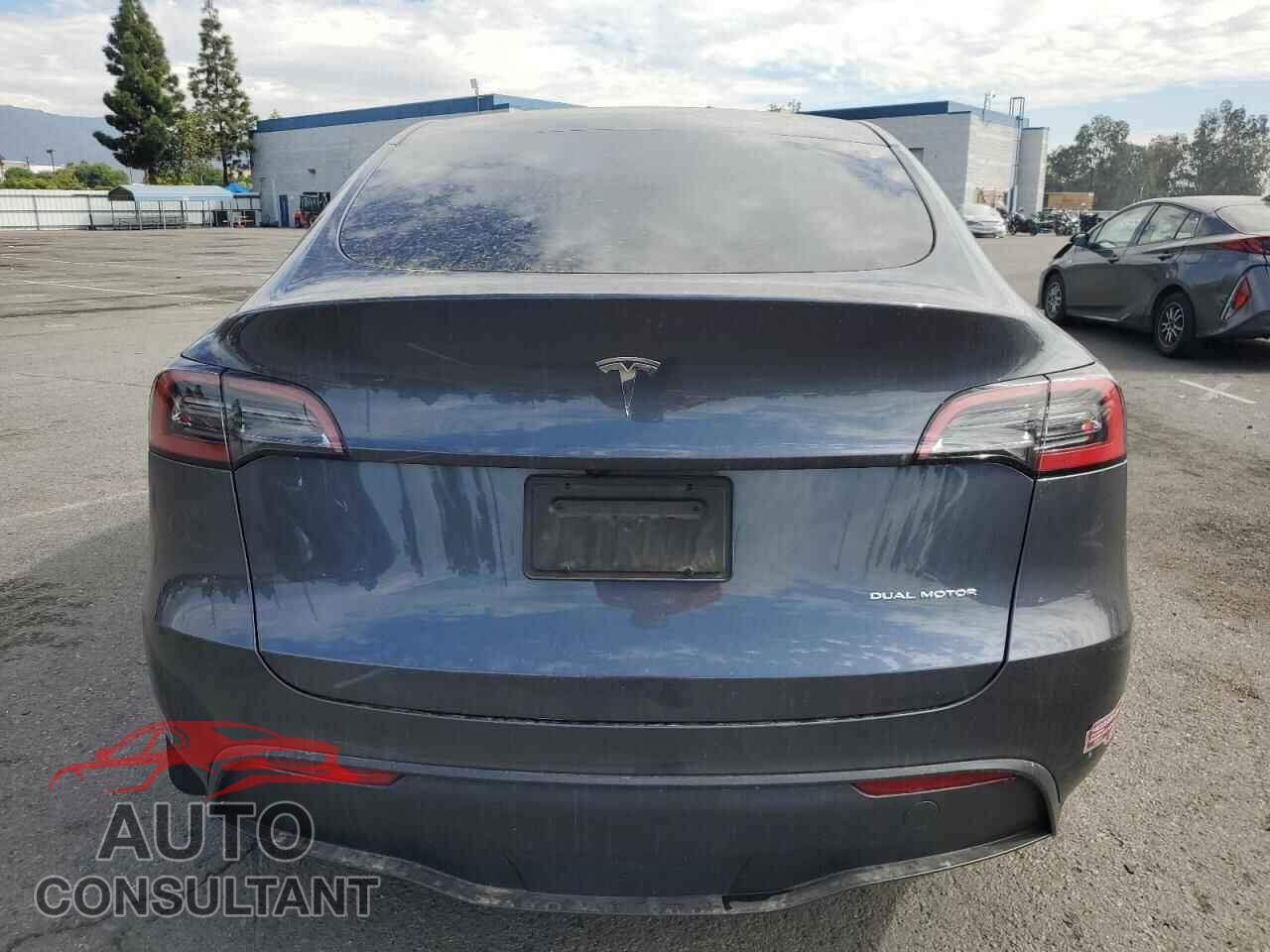 TESLA MODEL Y 2023 - 7SAYGDEE8PA208097